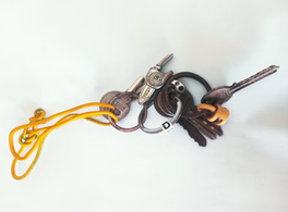 What Lies in Between / Lo que queda entremedias