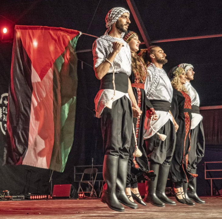 Master class y muestra de danza palestina (dabke)