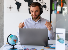 Conéctate al mundo. En 2026, aprende árabe a distancia con nosotros