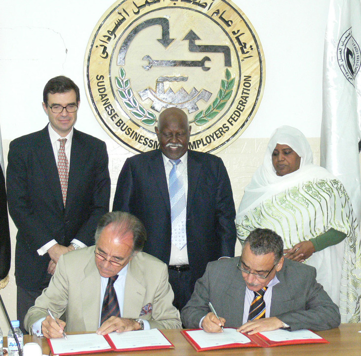 El director de Casa Árabe, en visita institucional a Sudán