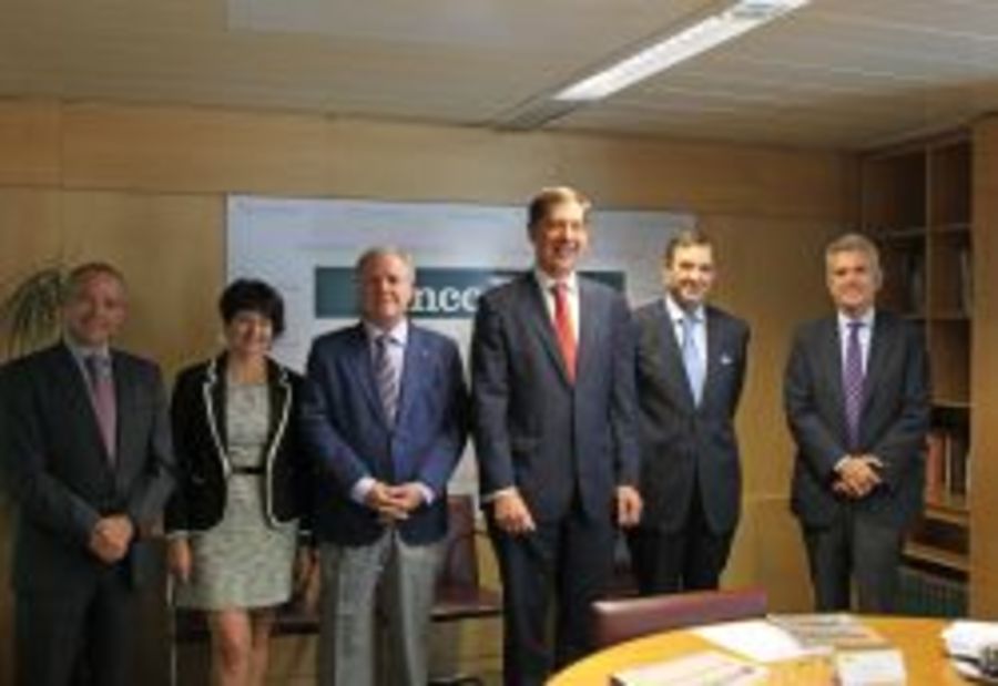 La solidez financiera de Argelia busca inversores