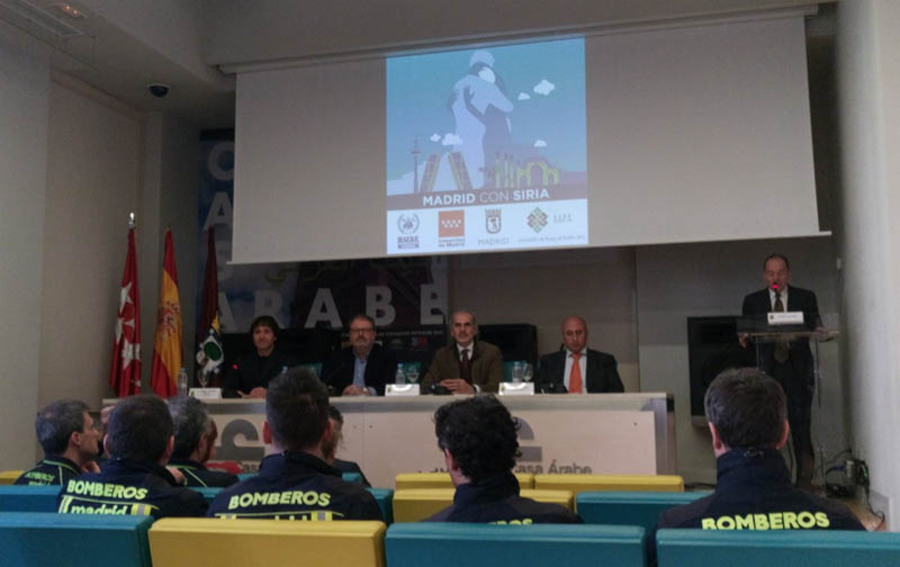 Entrega de vehículos y material humanitario para la iniciativa "Madrid con Siria"