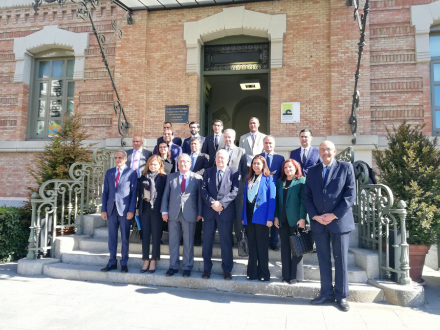 Miguel Ángel Moratinos visita la sede de Casa Árabe en Madrid