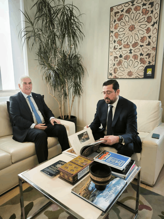 Encuentro con el director general de la Real Fábrica de Tapices