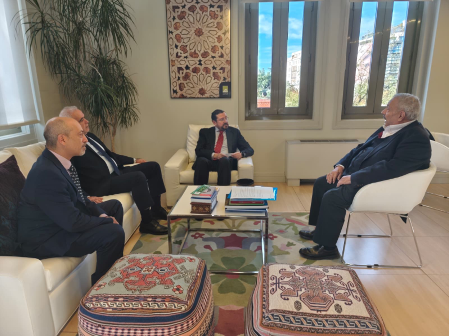 Encuentro con el Encargado de Negocios de Siria