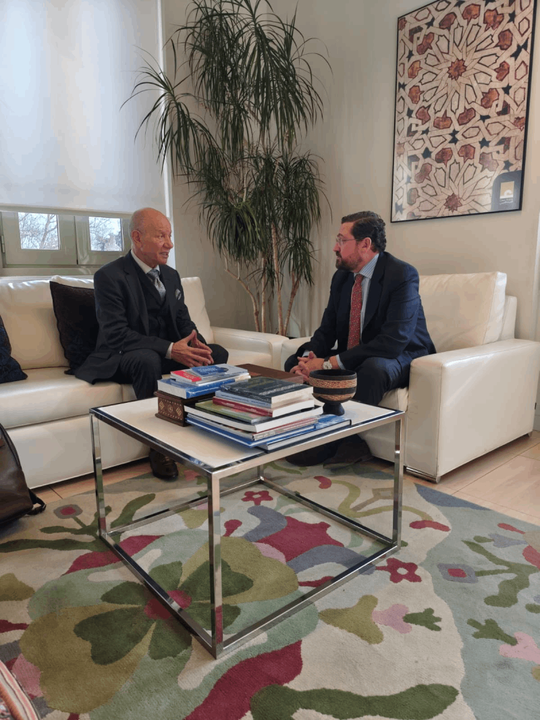 Encuentro con el presidente del Parlamento de Escritores del Mediterráneo