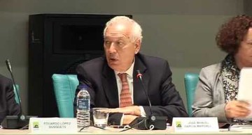 Margallo presenta el informe "Europa y la democracia en el Norte de África" en Casa Árabe
